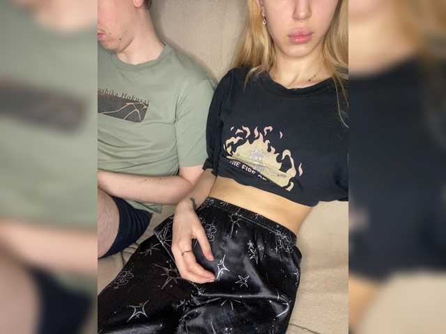 LinaTwins's BongaCams show and profile