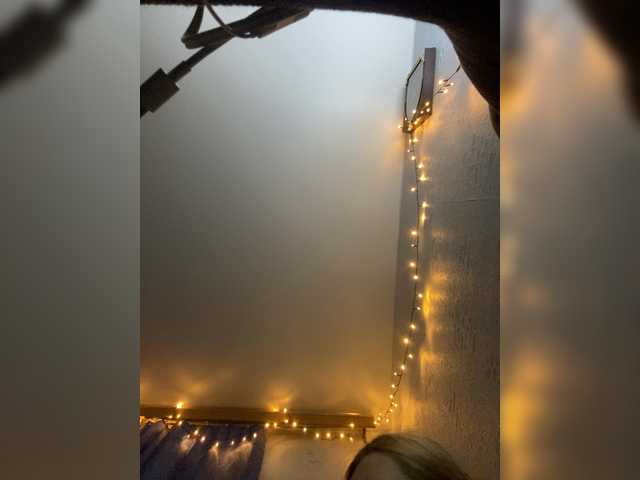 LinaTwins's BongaCams show and profile