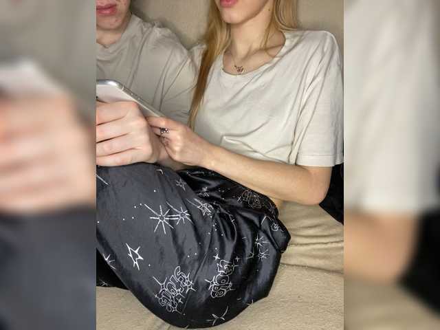 LinaTwins's BongaCams show and profile