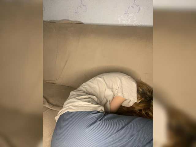 LinaTwins's BongaCams show and profile