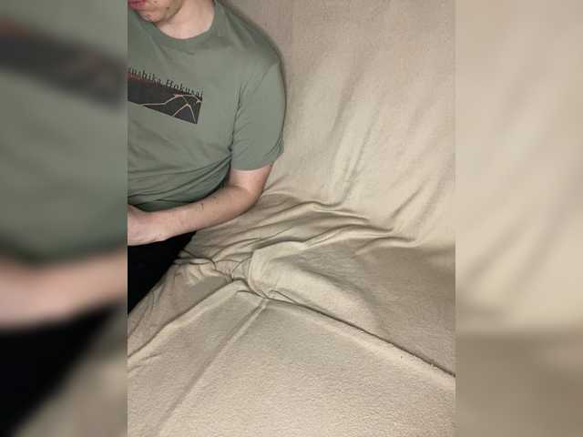 LinaTwins's BongaCams show and profile