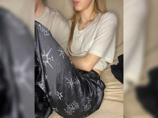 LinaTwins's BongaCams show and profile