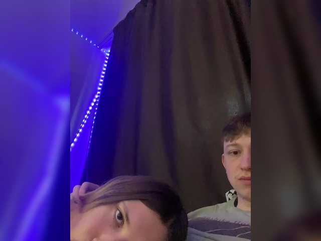  LinaTwins chat room