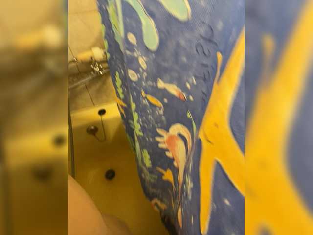 LinaTwins's BongaCams show and profile