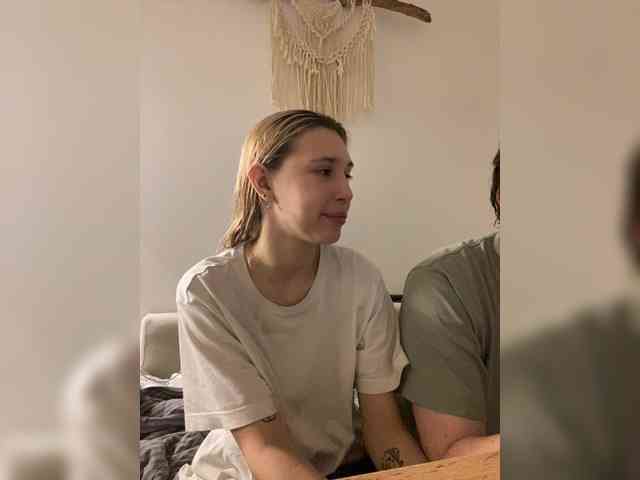 LinaTwins Live Webcam on BongaCams