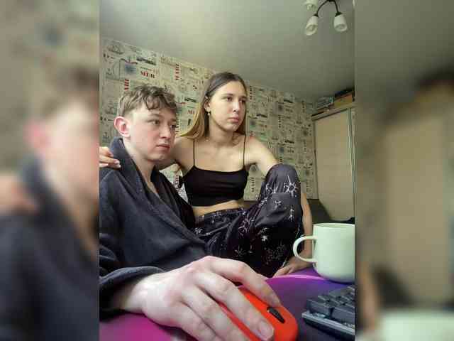 online chat free LinaTwins