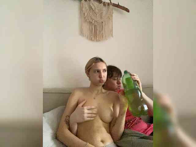 LinaTwins 