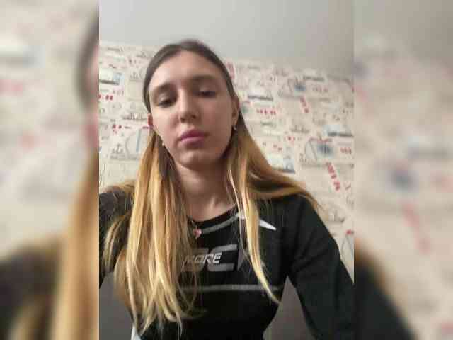 roleplay videochat LinaTwins