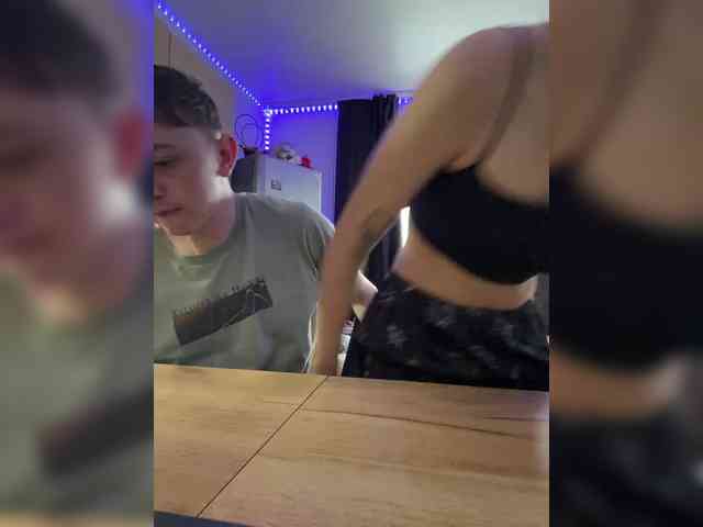 cam videochat LinaTwins