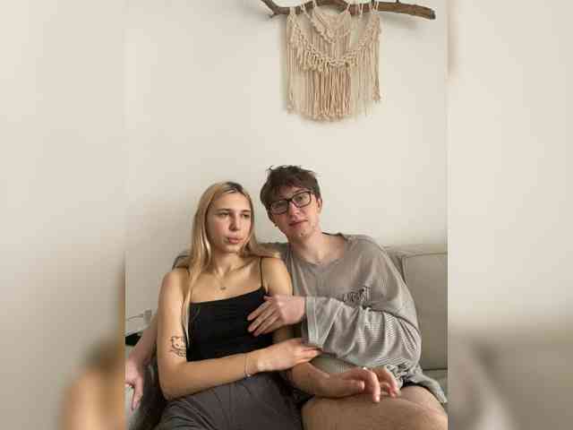 adult webcam chat LinaTwins