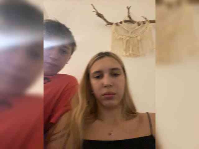 LinaTwins