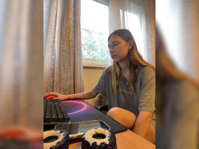 roleplay videochat LinaTwins