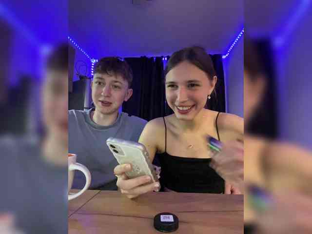 cam videochat LinaTwins