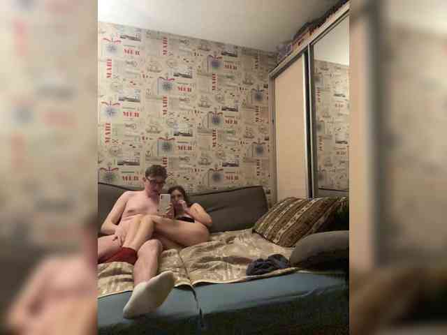 nude cam LinaTwins