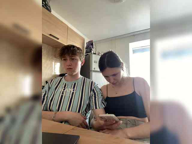 random chatroom LinaTwins