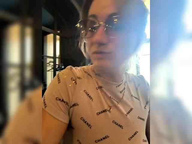 dianafarber webcam