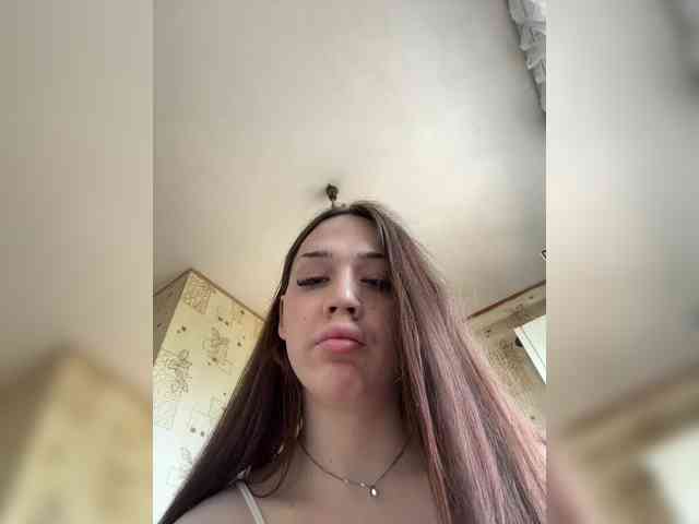 AlinaVolker Live Webcam on BongaCams