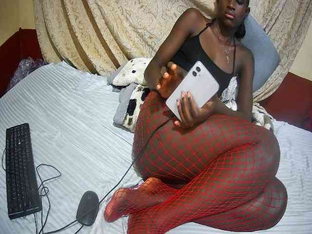 cute-letty webcam