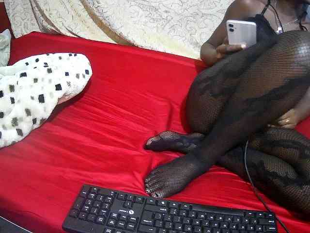 cute-letty webcam