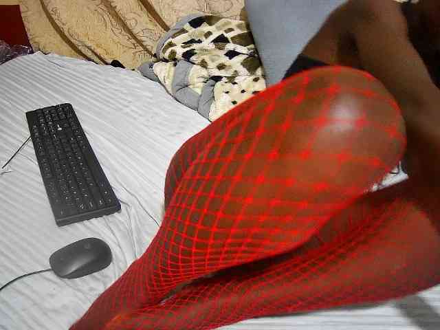 cute-letty webcam