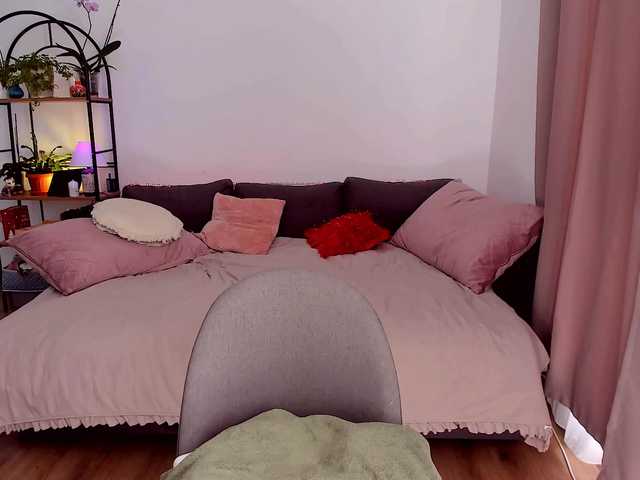 SweetCarrol's BongaCams show and profile