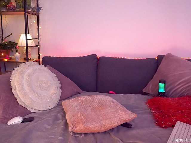 SweetCarrol's BongaCams show and profile