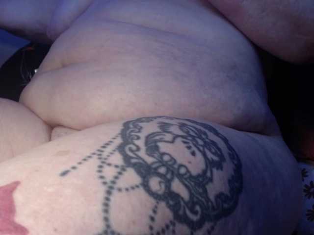 Peachynessa's BongaCams show and profile