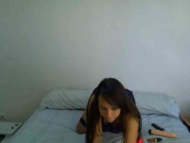 juli3th Live Webcam on BongaCams
