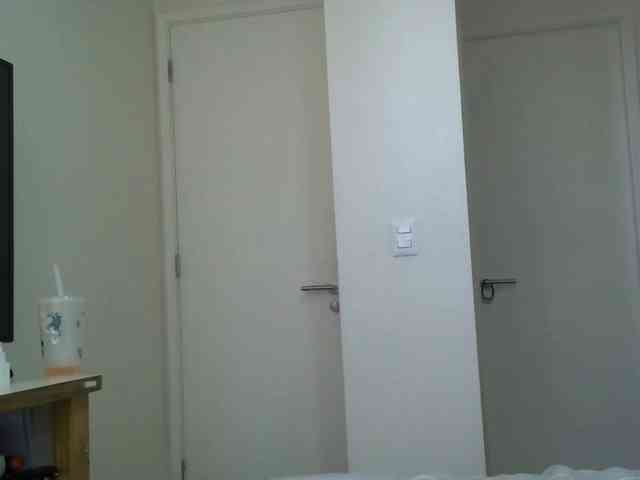 naked chatroom Juli3th