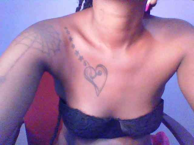 sexie-queen webcam