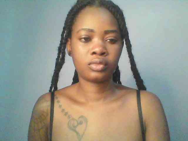 sexie-queen webcam