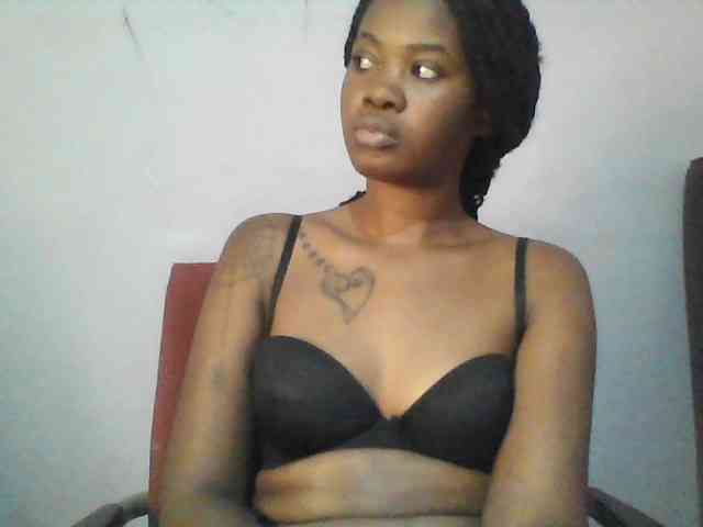 sexie-queen webcam