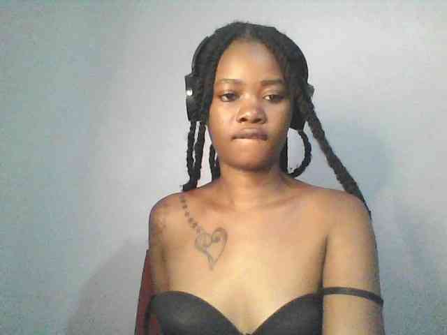 sexie-queen webcam