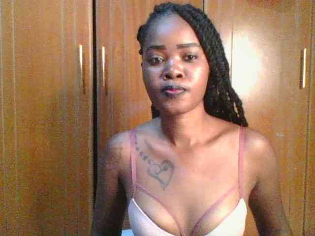 sexie-queen webcam
