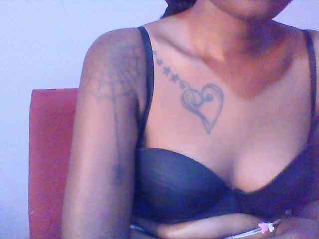 sexie-queen webcam