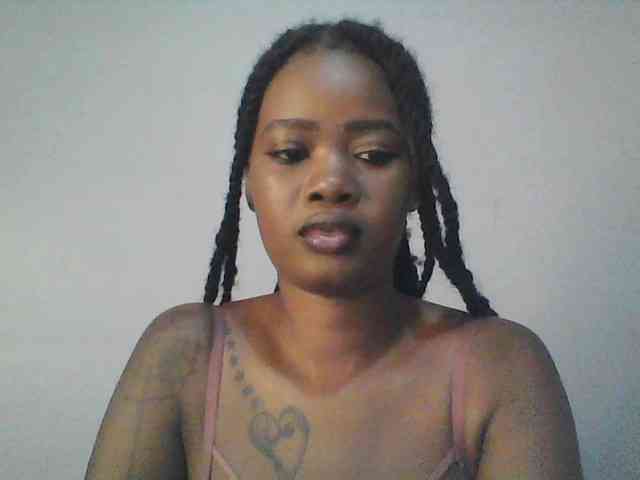 sexie-queen webcam