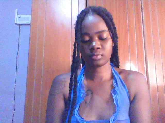 sexie-queen webcam