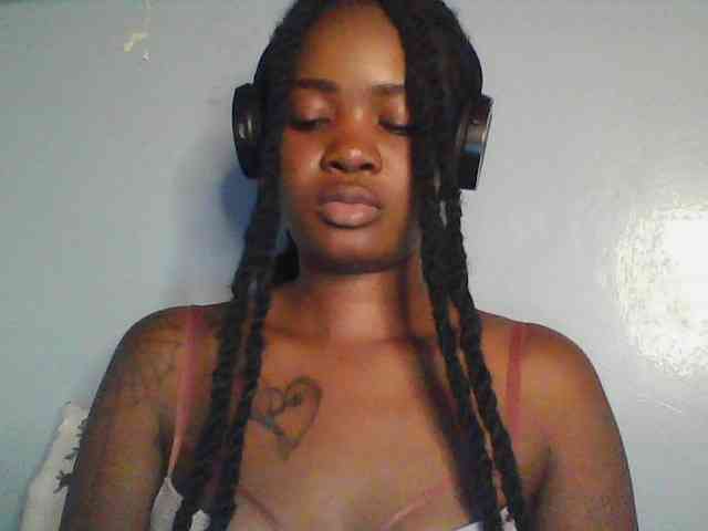 sexie-queen webcam