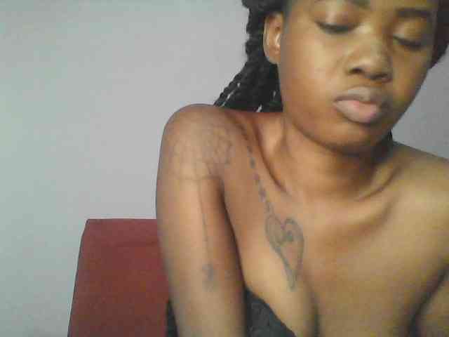 sexie-queen webcam