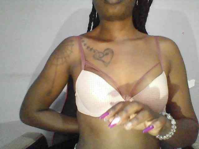 sexie-queen webcam