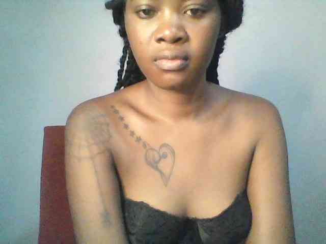 sexie-queen webcam