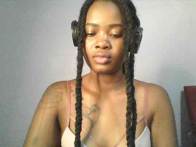sexie-queen webcam