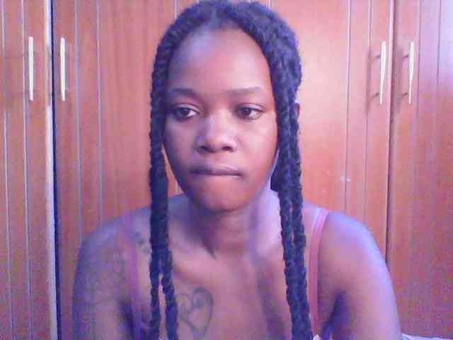 sexie-queen webcam