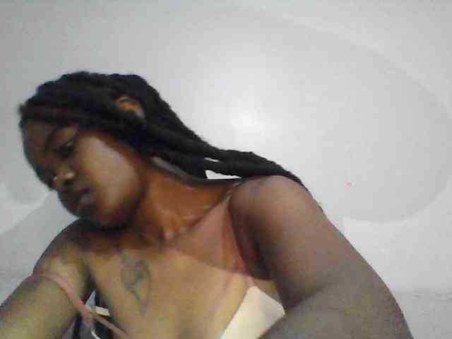 sexie-queen webcam