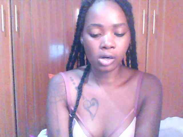 sexie-queen webcam