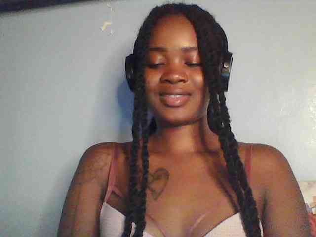 sexie-queen Live Webcam on BongaCams