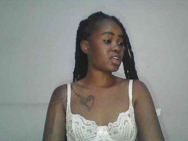 sexie-queen webcam
