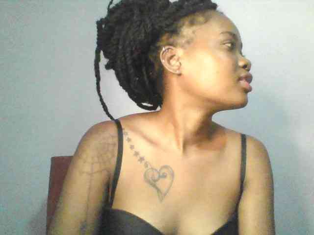 sexie-queen webcam
