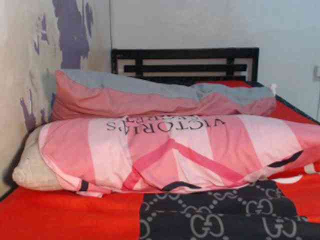 JustDirtyFun Live Webcam on BongaCams