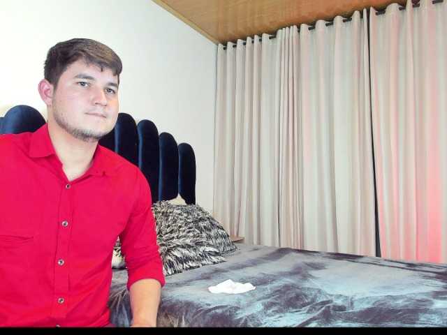 CameronandMartin's BongaCams show and profile